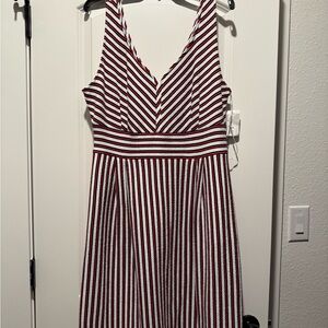 Maison Jules Black and White Sleeveless V-Neck Midi Dress